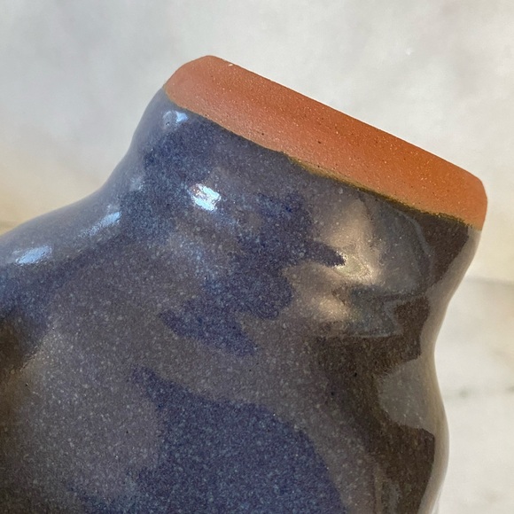 Handmade Modern Contemporary Purple Pottery Bowl - Picture 4 of 8